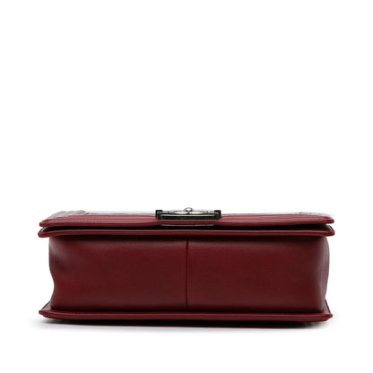 Chanel Medium Lambskin Boy Flap (SHG-xqrGFO)