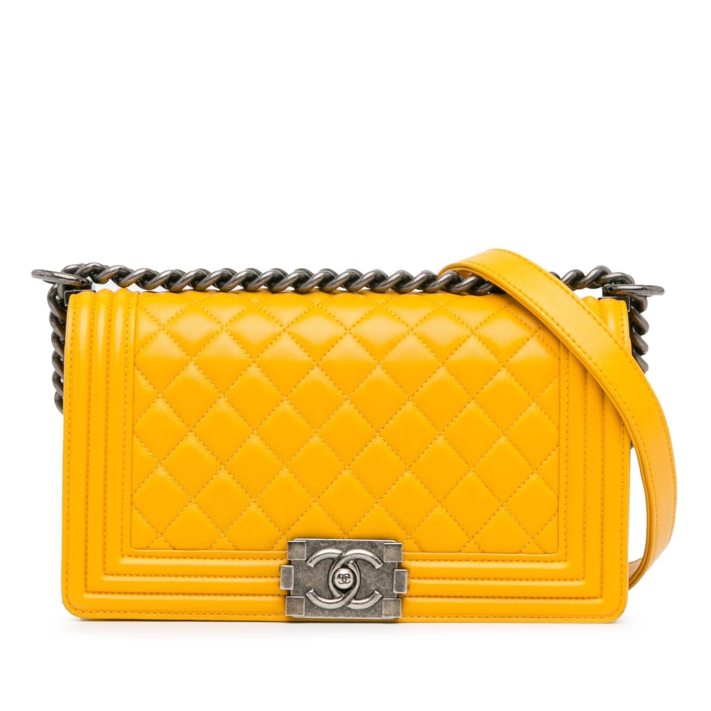 Chanel Medium Lambskin Boy Flap (SHG-uTIxdw)
