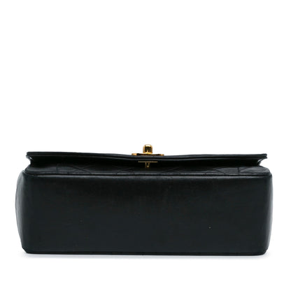 Chanel Medium Lambskin Diana Flap (SHG-YPOPPc)