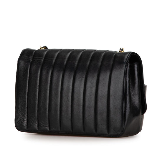 Chanel Medium Lambskin Vertical Border Flap (SHG-t5P50W)