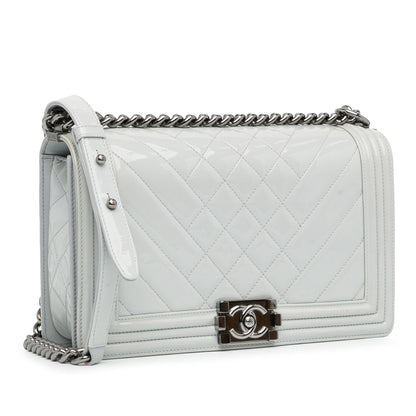 Chanel Medium Patent Boy Flap (SHG-C0XBaJ)