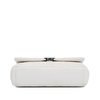 Chanel Medium Quilted Caviar My Everything Flap (SHG-4yHp4i)