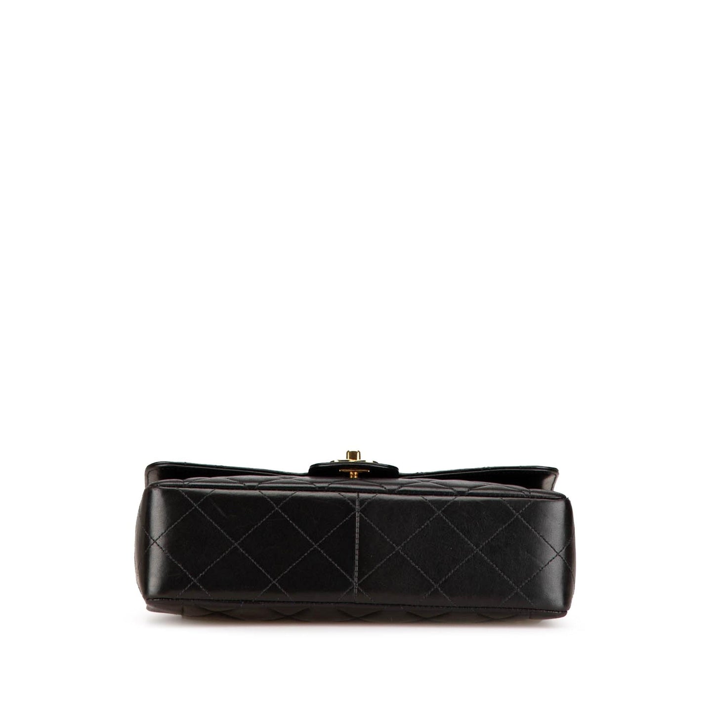 Chanel Medium Quilted Lambskin Border Single Flap (SHG-Tu2Hic)