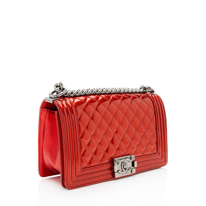 Chanel Metallic Patent Leather Old Medium Boy Bag (SHF-Gxw2JA)