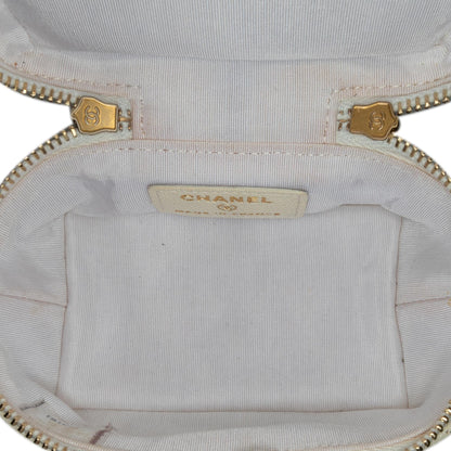Chanel Mini Caviar Chain Zip Around Vanity Case (SHG-D8x2OZ)