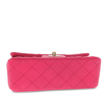 Chanel Mini Classic Lambskin Rectangular Single Flap (SHG-xTQk8y)