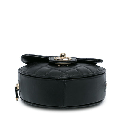 Chanel Mini Lambskin CC in Love Heart Crossbody (SHG-m0vSj8)