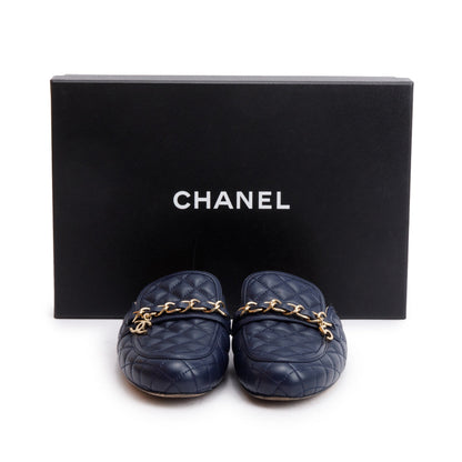 Chanel Navy Quilted Lambskin Leather Interlocking CC Logo  Chain Accent Mules, Size 35.5