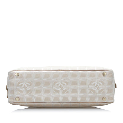 Chanel New Travel Line Handbag (SHG-37983)