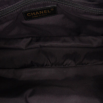 Chanel New Travel Line Handbag (SHG-5LTm5z)