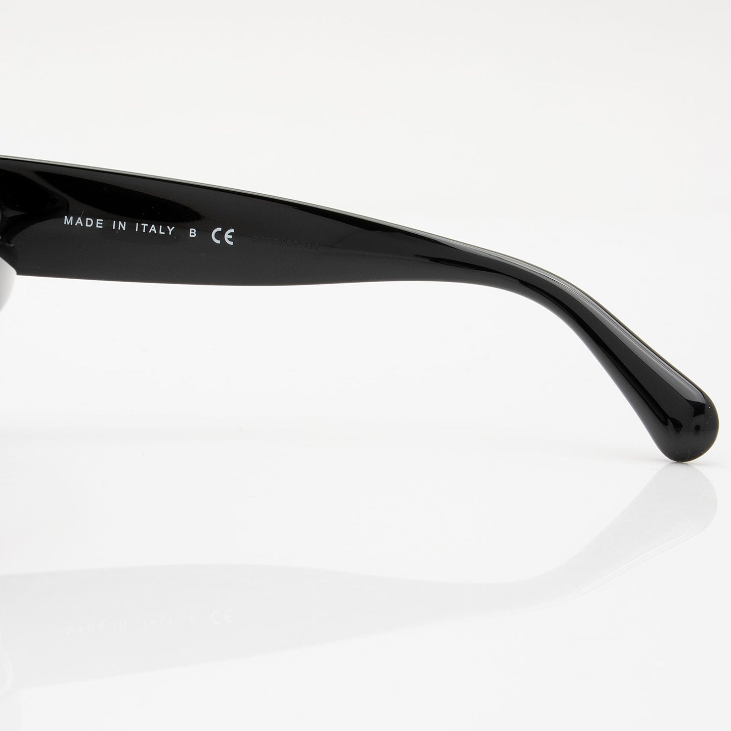 Chanel CC Oversized Butterfly Sunglasses (SHF-hJMNQo)