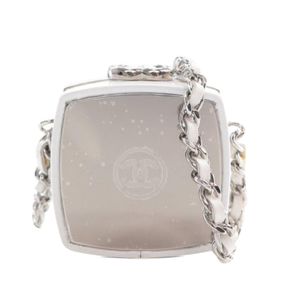 Chanel Patent Goatskin Make-Up Box Clutch With Chain (SHG-cNmuxS)