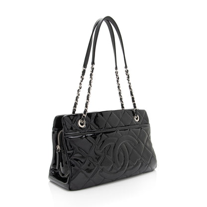 Chanel Patent Leather Timeless CC Chain Small Tote (SHF-xHTHtp)