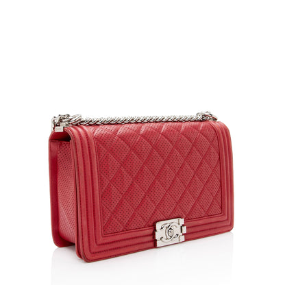 Chanel Perforated Lambskin New Medium Boy Bag (SHF-LqYEA9)