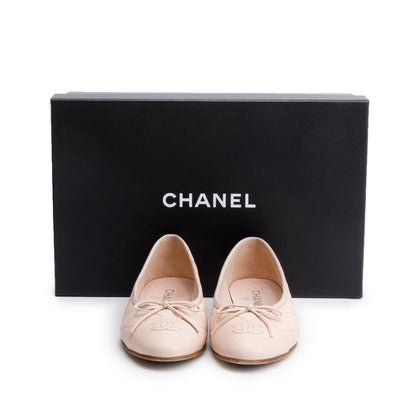 Chanel Pink Calfskin Leather Interlocking CC Logo Flats, Size 37