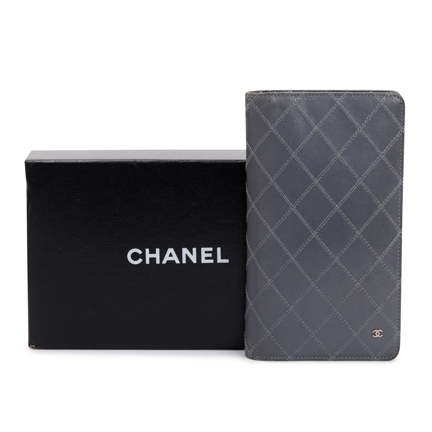 Chanel Quilted Calfskin/Lambskin Leather Yen Wallet