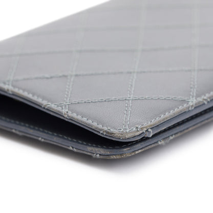 Chanel Quilted Calfskin/Lambskin Leather Yen Wallet