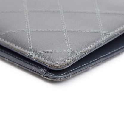 Chanel Quilted Calfskin/Lambskin Leather Yen Wallet