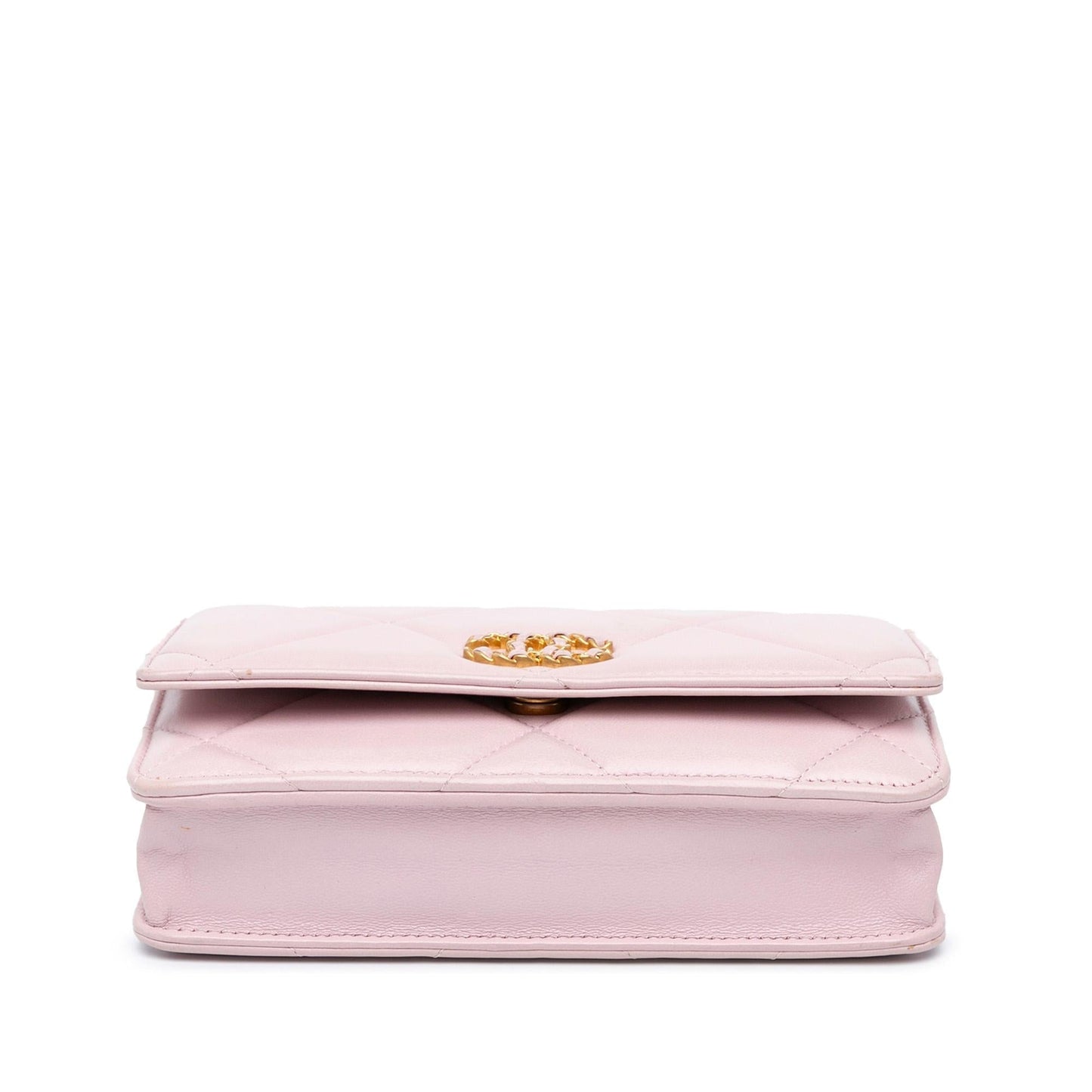 Chanel Quilted Lambskin 19 Wallet on Chain (SHG-td22ep)
