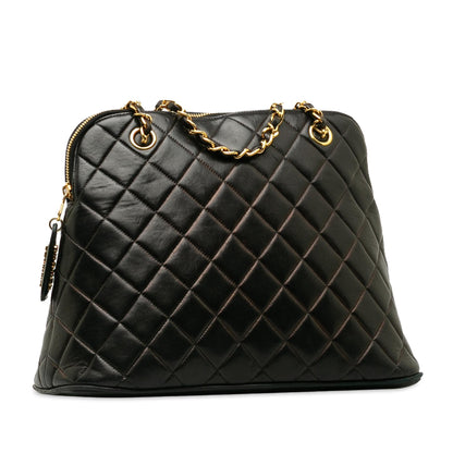 Chanel Quilted Lambskin Dome Shoulder Bag (SHG-BDgoe5)