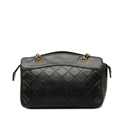 Chanel Quilted Lambskin Shoulder Bag (SHG-9EbnTq)