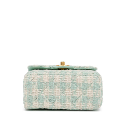 Chanel Quilted Tweed Crush Top Handle Bag (SHG-gVQFkc)