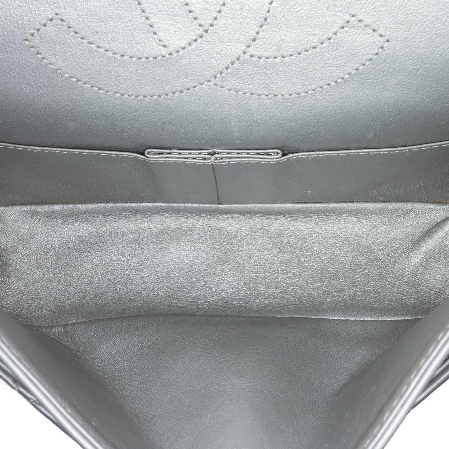 Chanel Reissue 2.55 Aged Calfskin Flap 225