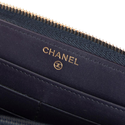 Chanel Reissue Leather Zip Wallet
