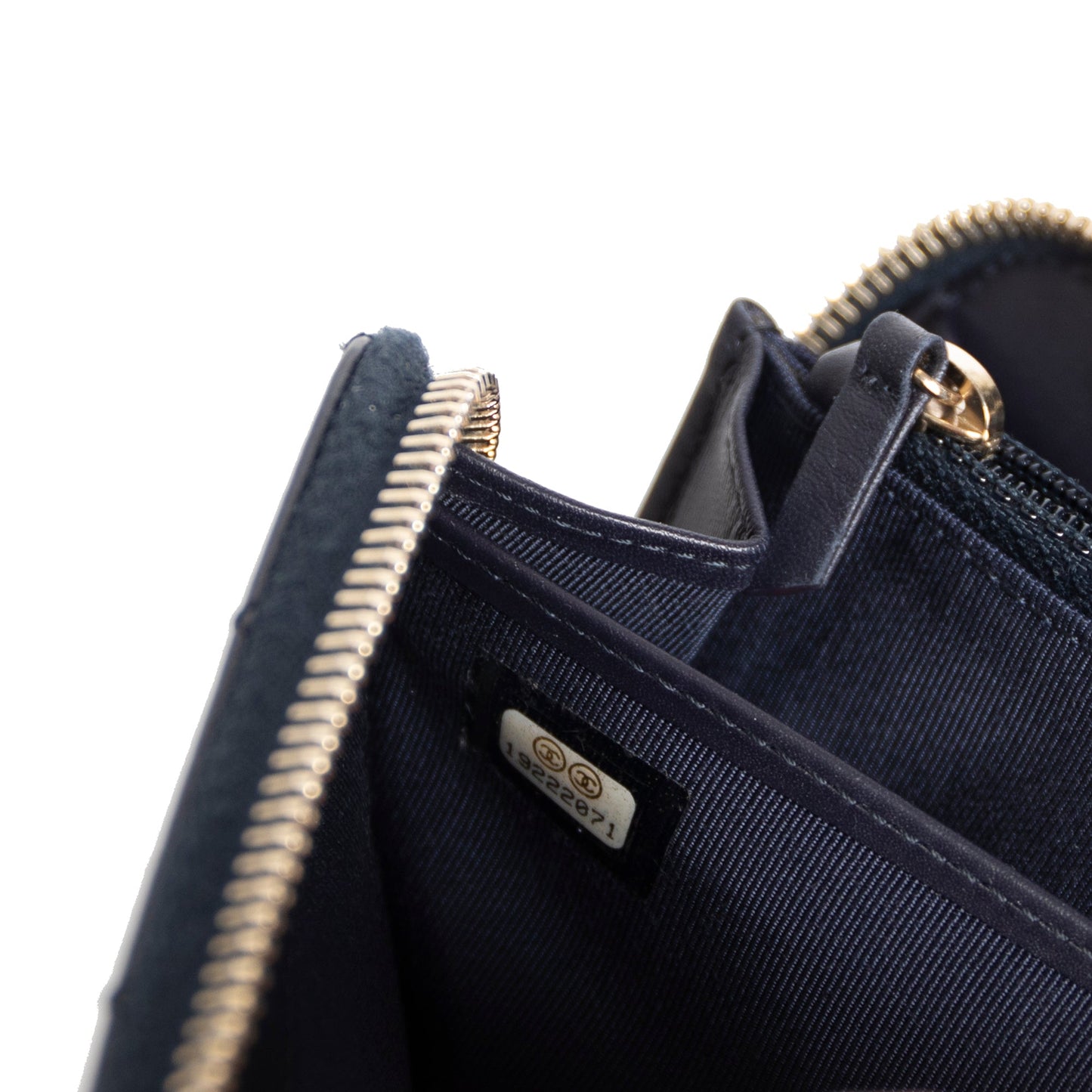 Chanel Reissue Leather Zip Wallet