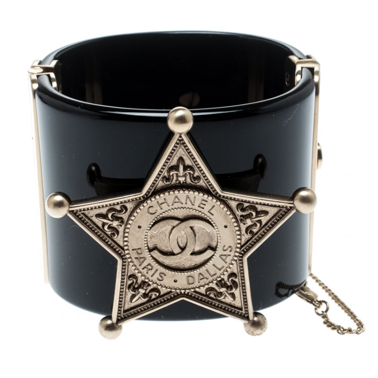 CHANEL SHERIFF STAR WIDE CUFF BRACELET