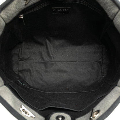 Chanel Small Canvas Deauville Tote (SHG-2Pyf4g)
