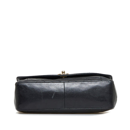 Chanel Small Lambskin Diana Flap (SHG-8DGqg7)
