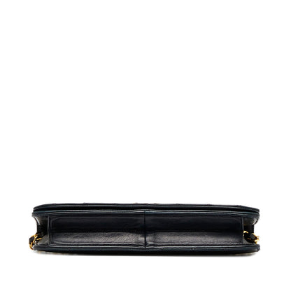 Chanel Small Matelasse Lambskin Chain Shoulder Bag (SHG-t9i4S0)