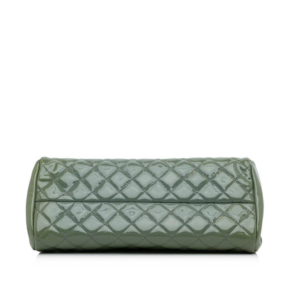 Chanel Small Patent Just Mademoiselle Shoulder Bag (SHG-QHjgzH)