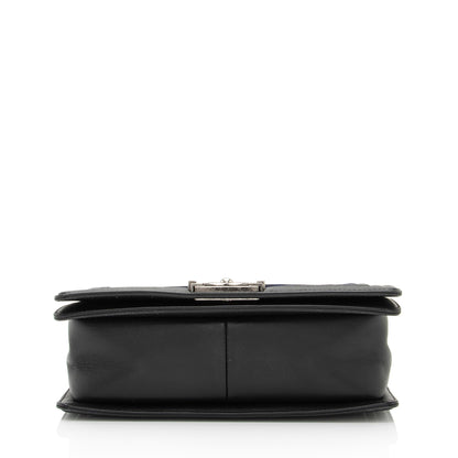 Chanel Velvet Quilted Old Medium Boy Bag (SHF-yjKLJH)
