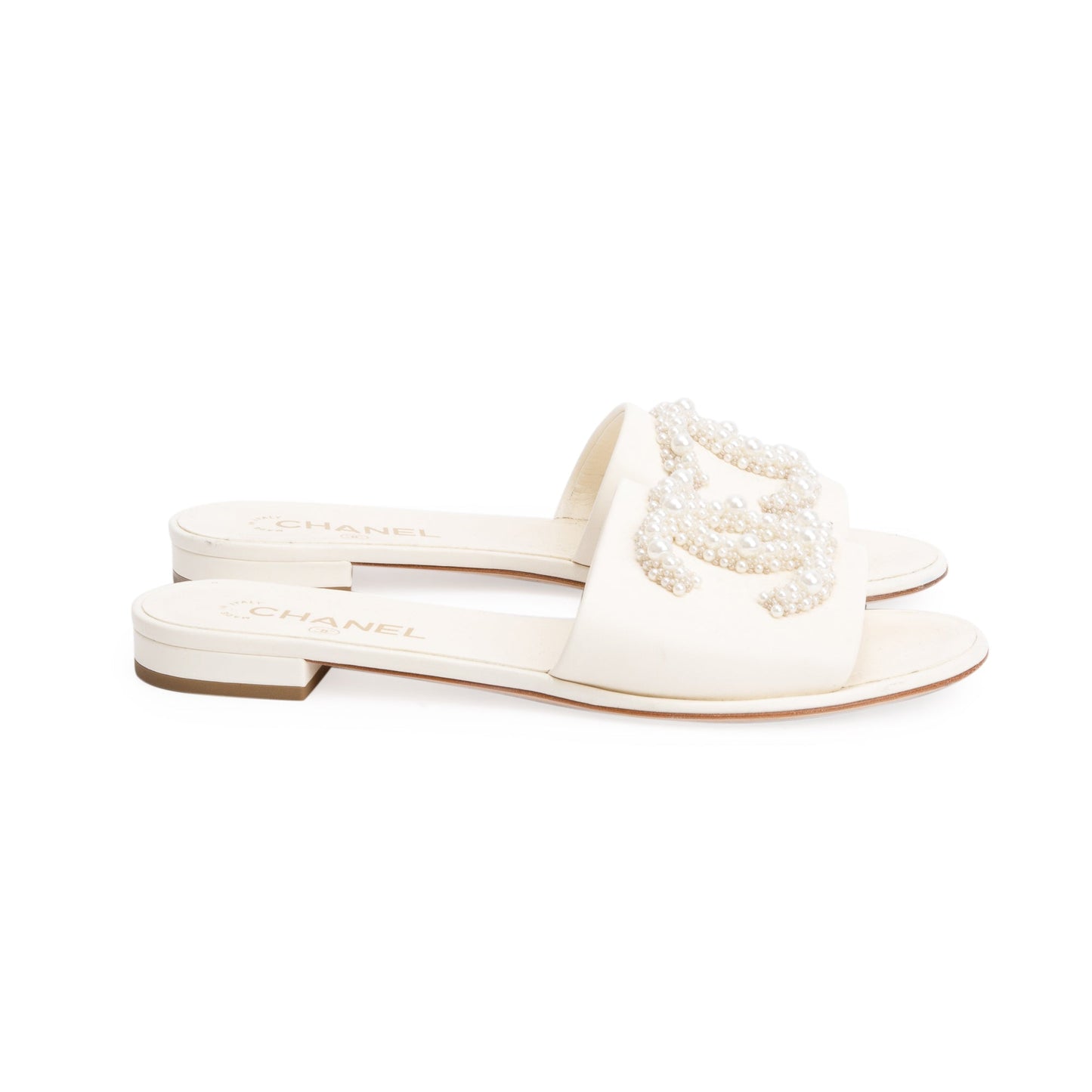Chanel White Calfskin Leather Faux Pearl CC Slide Sandals, Size 40