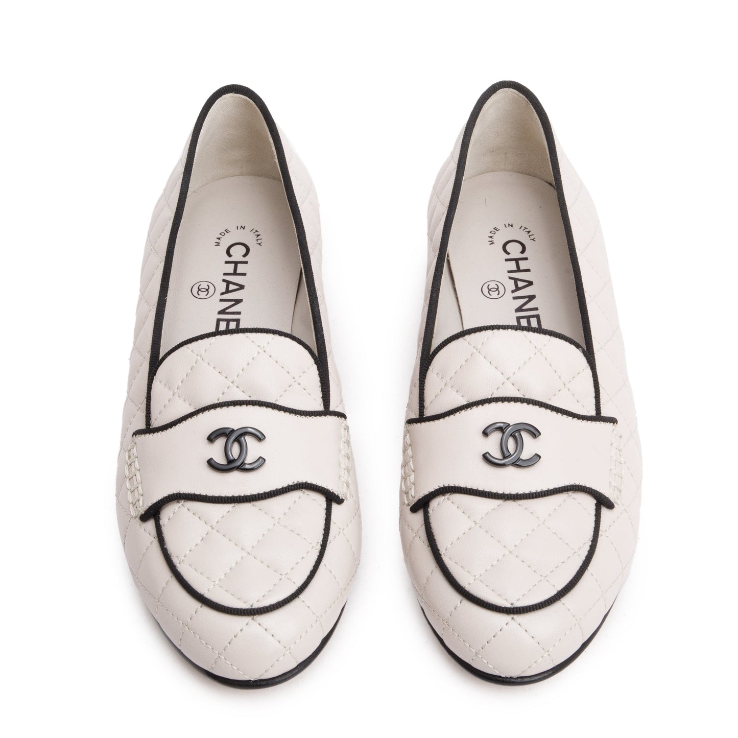 Chanel White Calfskin Leather Quilted CC Logo Loafer, Size 36
