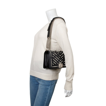Chanel Black Calfskin Leather Medium Chevron Pearl Boy Bag