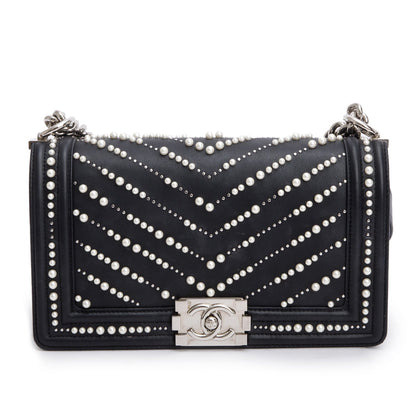 Chanel Black Calfskin Leather Medium Chevron Pearl Boy Bag