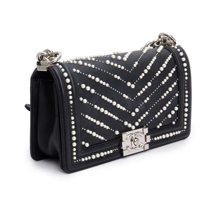 Chanel Black Calfskin Leather Medium Chevron Pearl Boy Bag