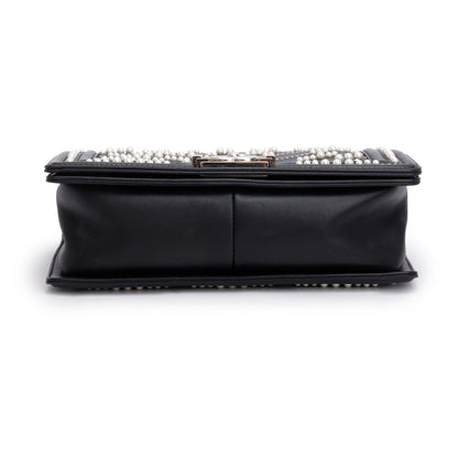Chanel Black Calfskin Leather Medium Chevron Pearl Boy Bag