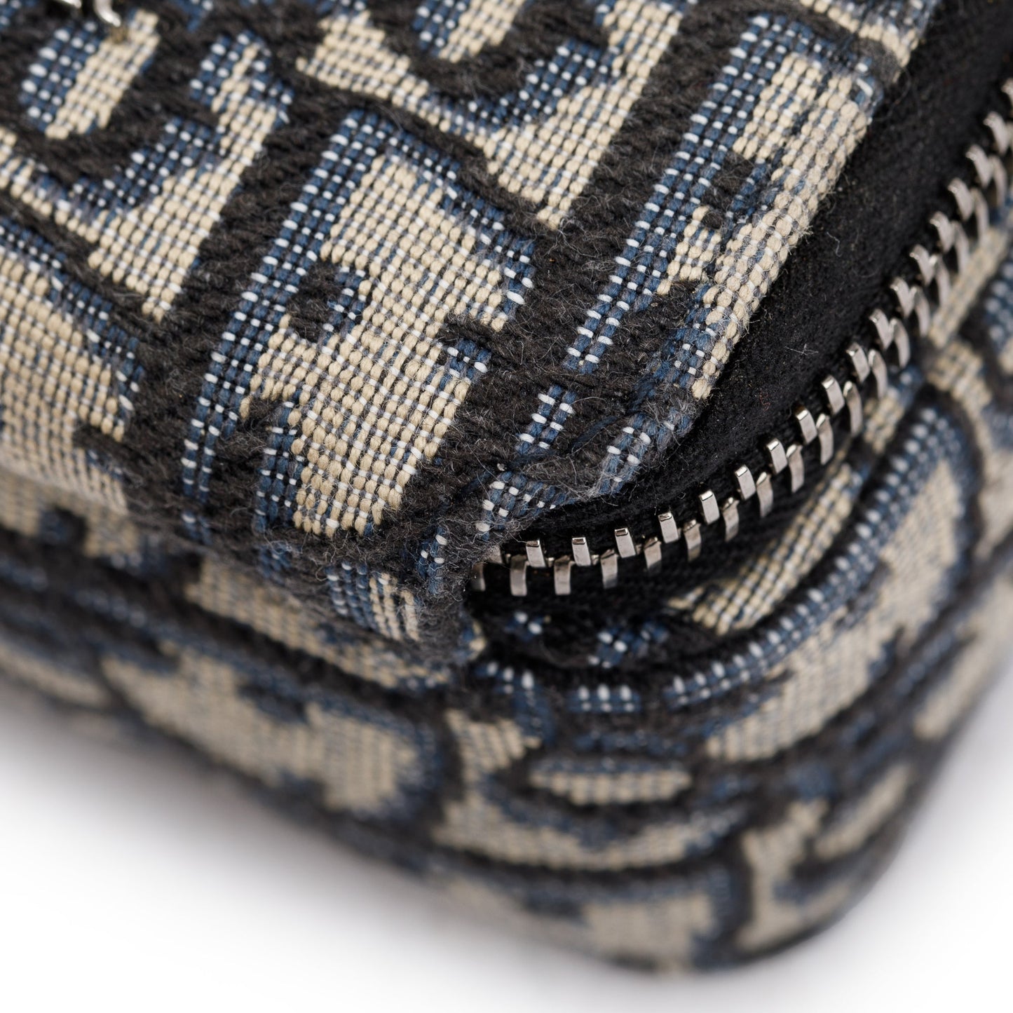 Christian Dior Men 2022 Beige & Black Oblique Jacquard Micro Rider Crossbody Pouch