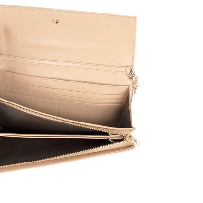 Christian Dior Rendezvous Wallet on Chain