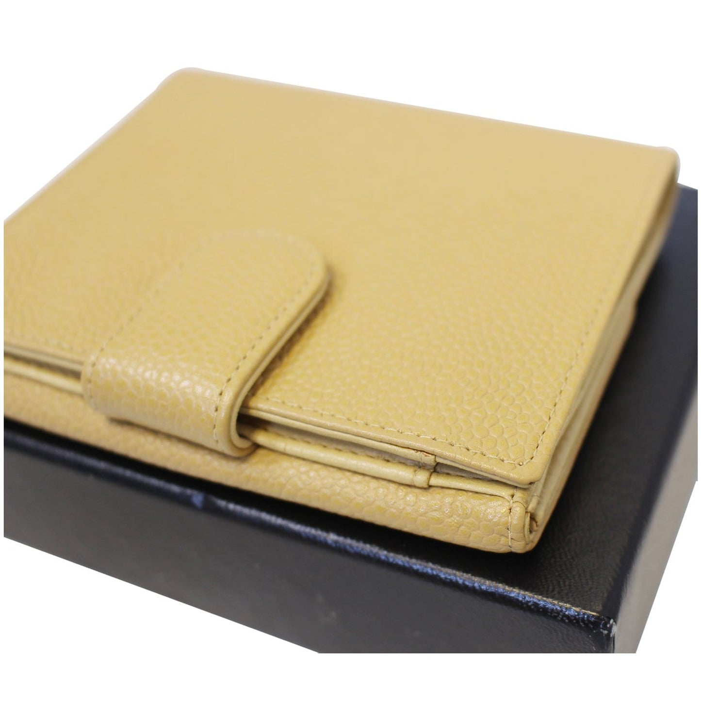 CHANEL Caviar Leather Bifold Wallet