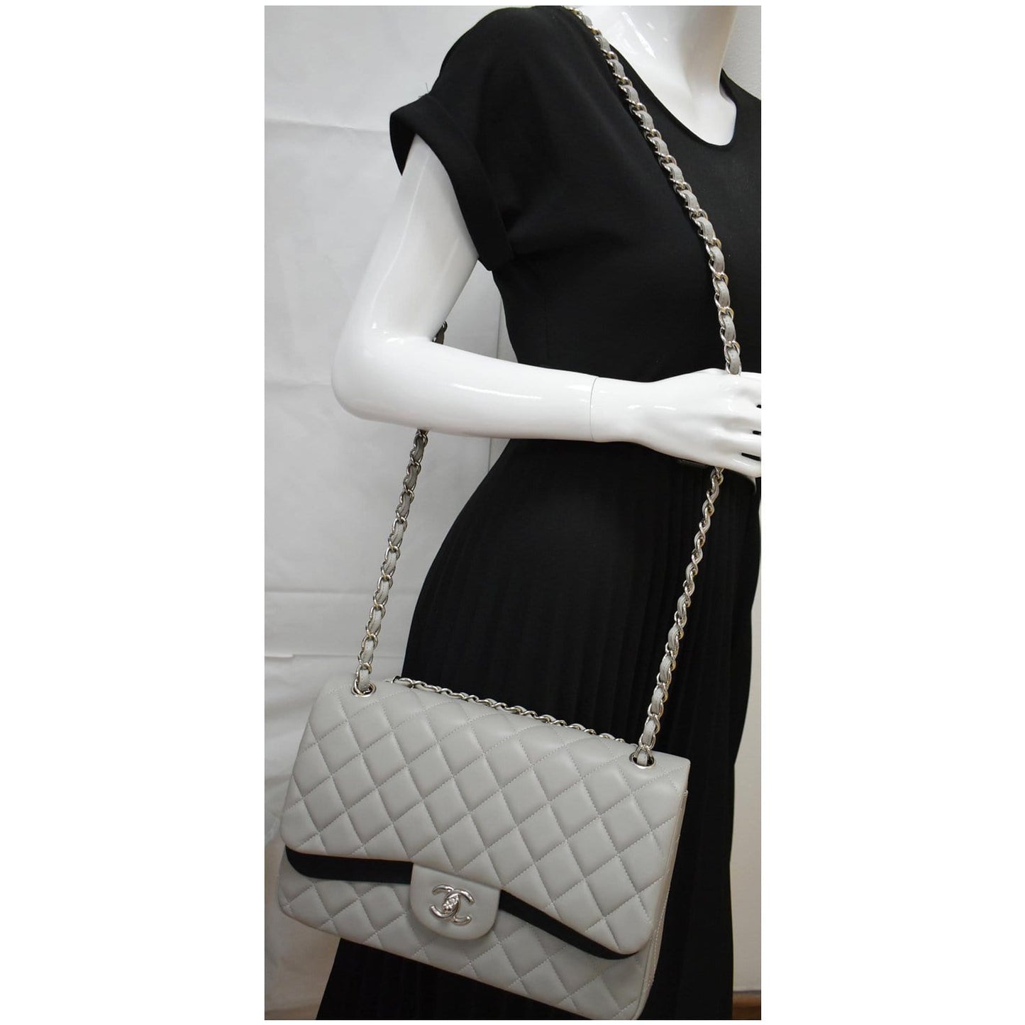 CHANEL Classic Jumbo Double Flap Lambskin Leather Shoulder Bag Grey