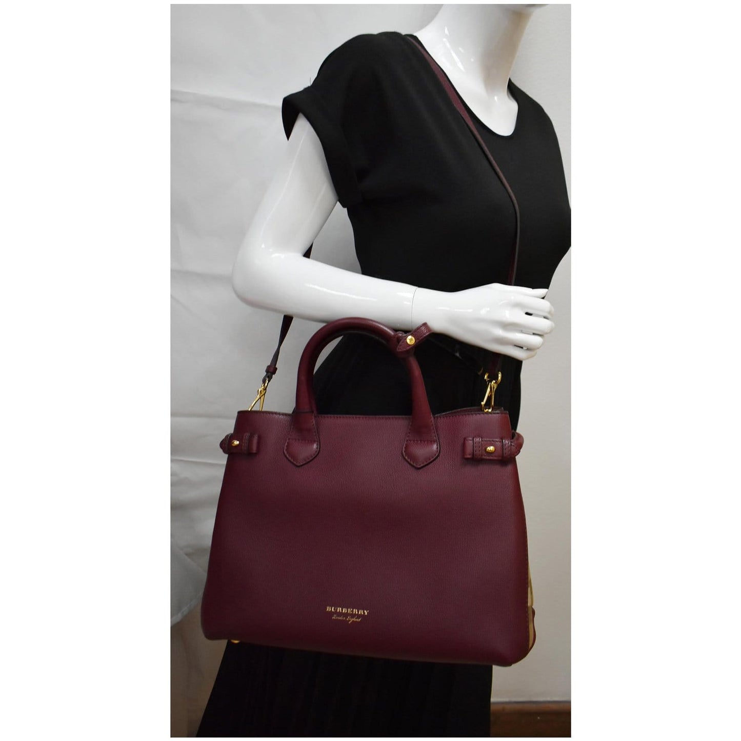 BURBERRY Banner Medium Leather Tote Shoulder Bag Red