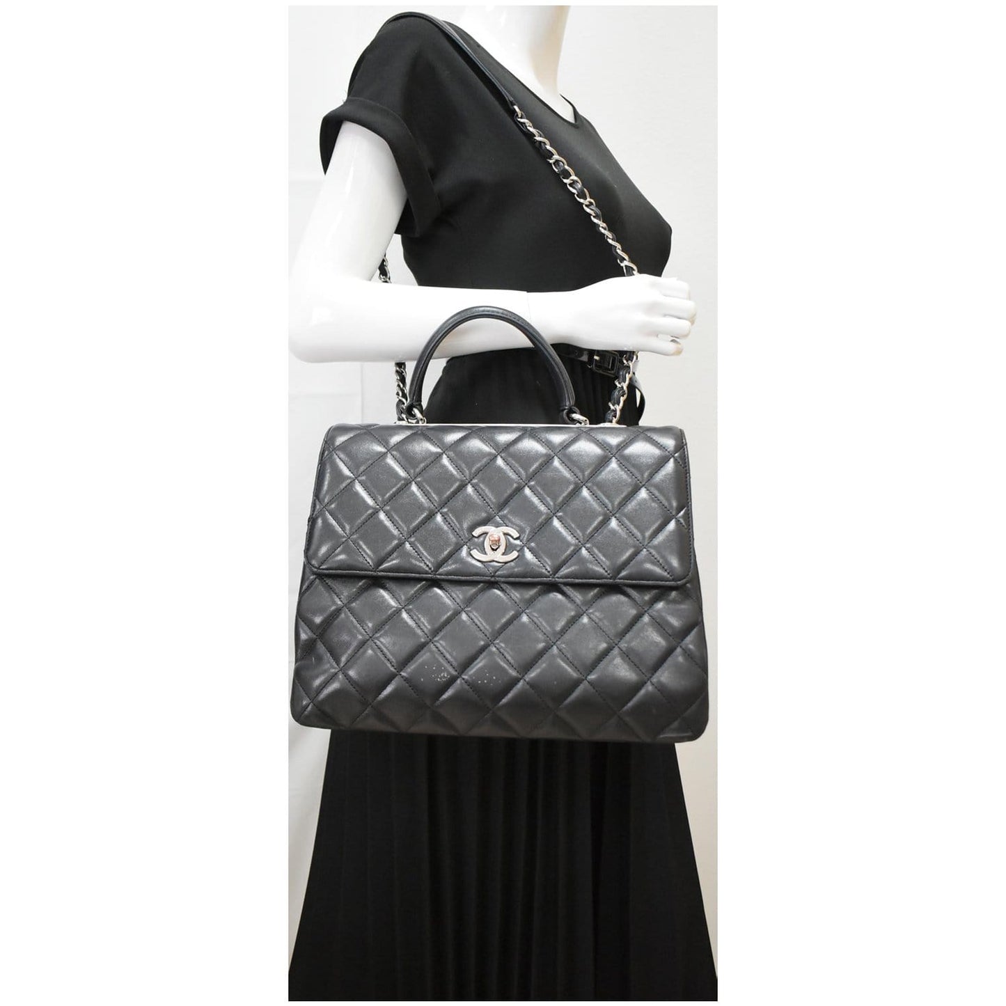 CHANEL Trendy CC Large Flap Quilted Lambskin Leather Shoulder Bag Black