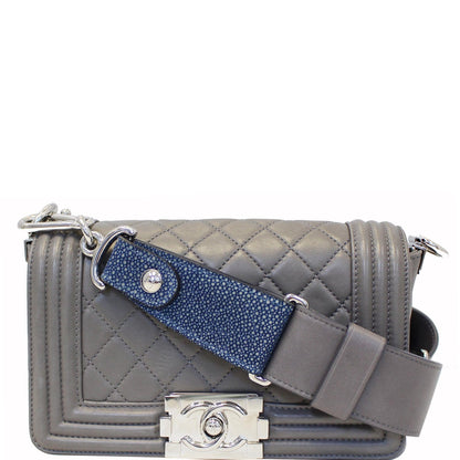 CHANEL Boy Flap with Stingray Lambskin Shoulder Bag Silver