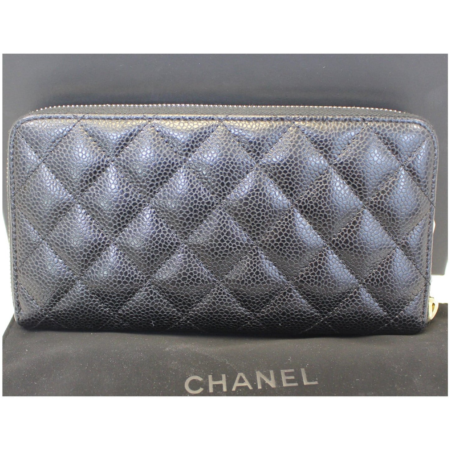 CHANEL Black Caviar Leather Zippy Wallet Black