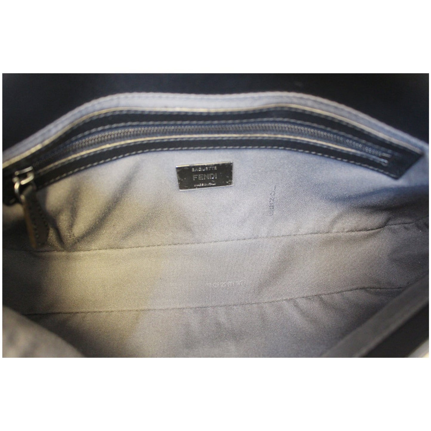 FENDI BAGUETTE Black Leather Shoulder Bag